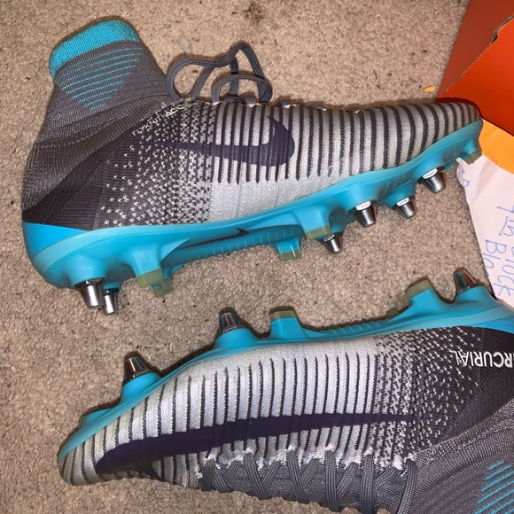 mercurial metal studs